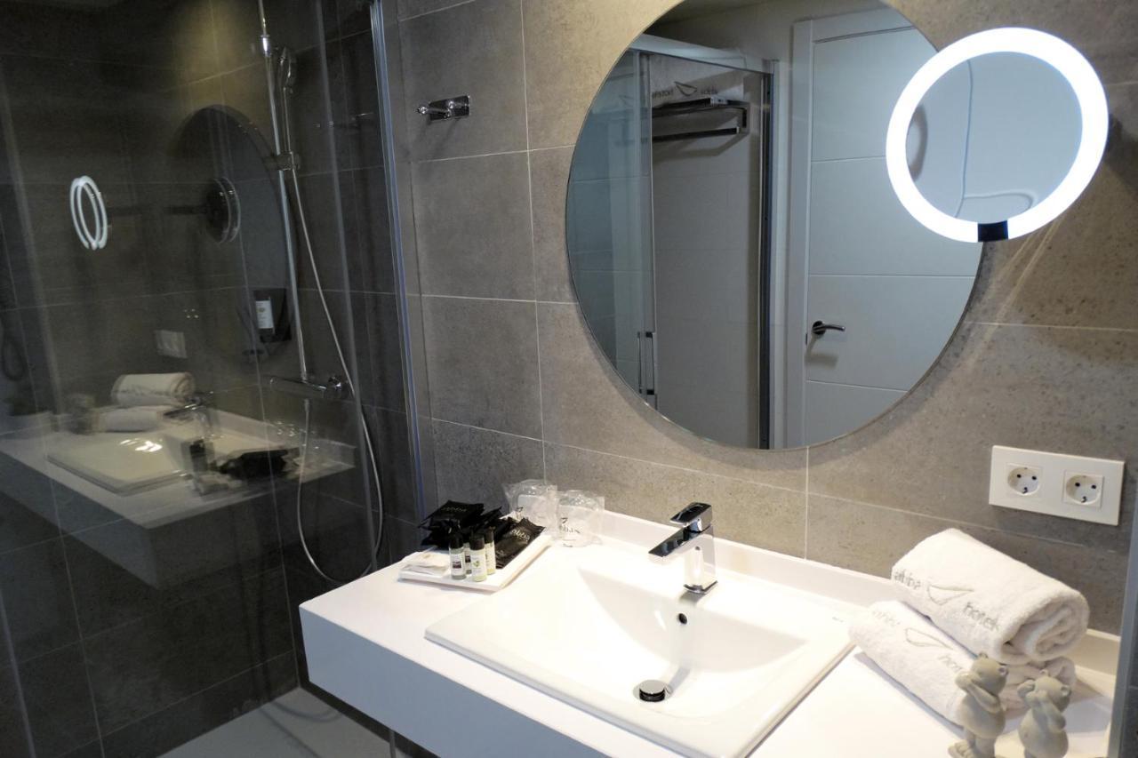 Bilbao City Center By Abba Suites Экстерьер фото